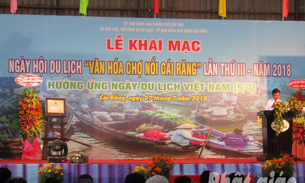 Khai mạc ngày hội du lịch “Văn hóa chợ nổi Cái Răng” lần thứ 3 năm 2018