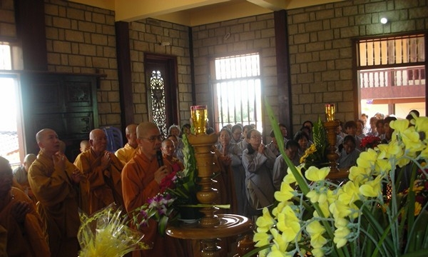 Ninh Thuận, TT.Huế: Tưởng niệm ngày Phật hoàng Trần Nhân Tông nhập Niết bàn