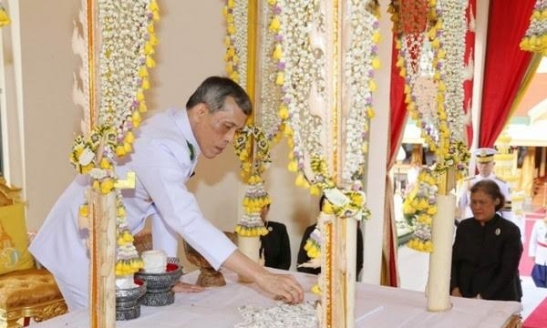Thái Lan: Hoàng gia Thái Lan cung nghinh Ngọc Xá lợi đức Tăng thống
