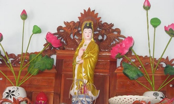 Nghệ An: Các hộ gia đình quan tâm thờ Phật tại tư gia