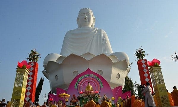 Mừng ngày lễ đức Phật thành đạo tại Quảng Nam và Tp.Đà Nẵng