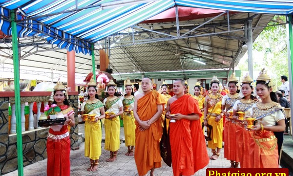 Tp.HCM: Sinh hoạt Phật giáo Nam tông kinh và Đại lễ Vu Lan