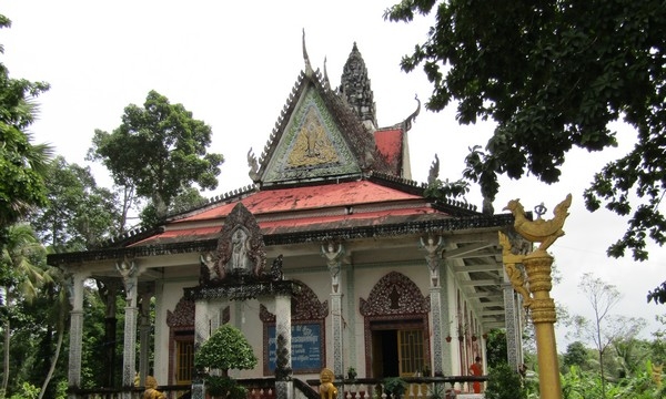 Uy thiêng chùa Cũ (BôKemarik Kalabôprik Sang Chrova)
