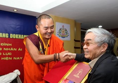 Nhiếp chính vương Gyalwa Dokhampa: 'Hạnh phúc không chỉ đến từ giàu có'