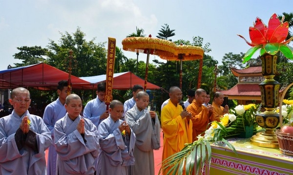 Vĩnh Phúc: Chùa Hương Sơn tổ chức lễ Vu lan PL.2557 - DL.2013