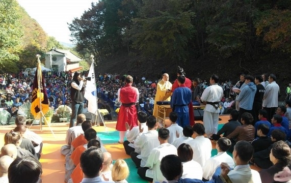 Hàn Quốc: Kỷ niệm 30 năm liên hoan võ thuật Sunmudo