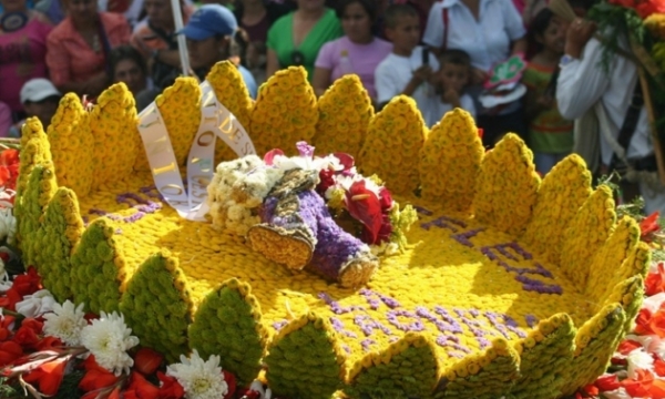 Quảng Ninh: Lễ hội Hoa cúc chùa Ba Vàng