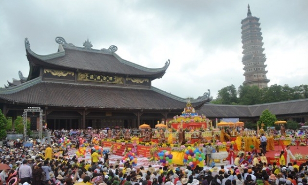 Toàn cảnh trước lễ tắm Phật tại Đại lễ Vesak 2014 