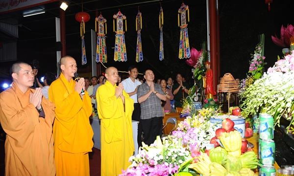 Thái Nguyên: Bế mạc triển lãm chiêm bái Phật Ngọc hòa bình tại chùa Phù Liễn