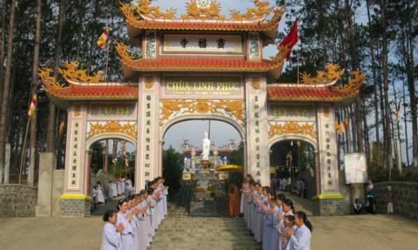 Lâm Đồng: Lễ khai kinh bạch Phật - Đại lễ trai đàn tại chùa Linh Phúc 