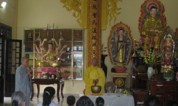 Lâm Đồng: ĐĐ.Thích Hoằng Trí thuyết giảng tại chùa Quang Minh 