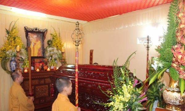 Lâm Đồng: Lễ nhập kim quan cố Hòa thượng Thích Chơn Kim 