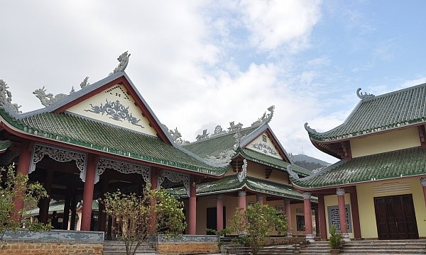 Chùa Linh Ứng (Đà Nẵng): Kiến trúc 'tân cổ giao duyên' lạ mà đẹp