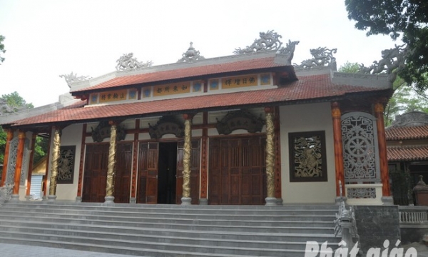 Thăm chùa Diệu Nghiêm ở Huế