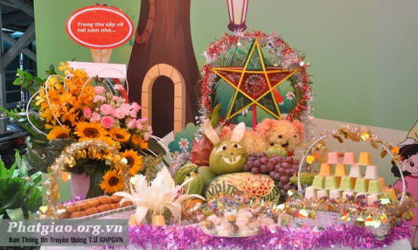 Trung thu sắp về nơi xóm nhỏ…