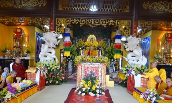 Tổ đình Linh Quang Pháp hội cầu nguyện Quốc thái dân an
