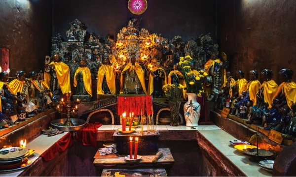 Nhiếp ảnh gia Pháp Nicolas Cornet: Văn hóa chùa Việt hấp dẫn tôi một cách tự nhiên