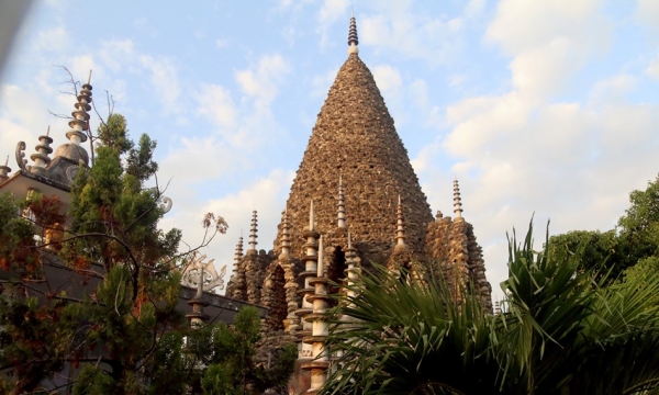 Ngôi chùa làm từ vỏ ốc 'độc nhất vô nhị' tại Việt Nam