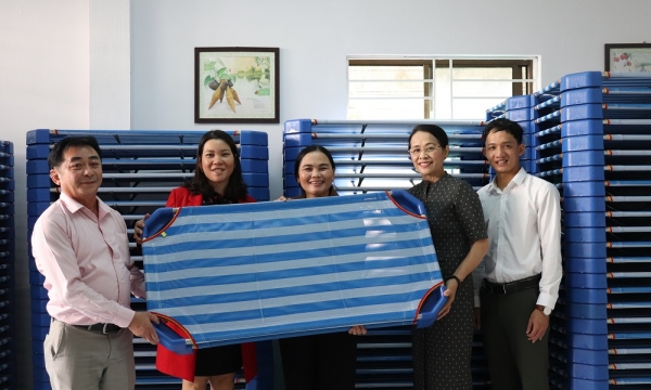 Trao tặng 300 chiếc giường cho trẻ em tại Đà Nẵng