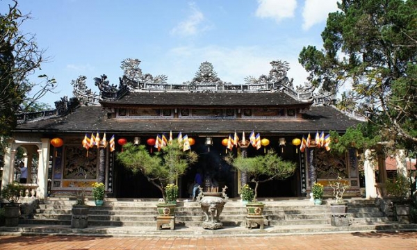 Những ngôi chùa cổ kính ở Huế