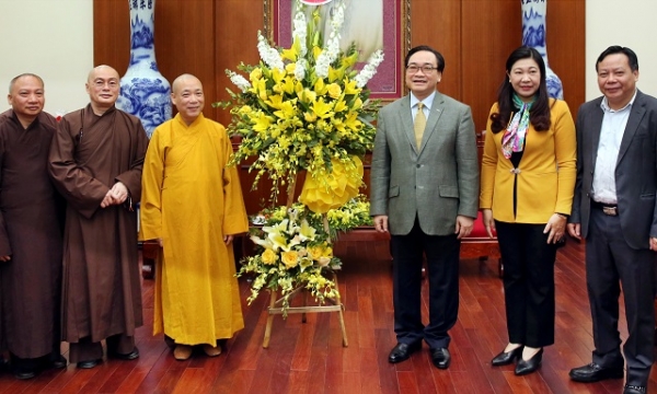 Đoàn đại biểu Thành hội Phật giáo Hà Nội chúc Tết lãnh đạo TP Hà Nội