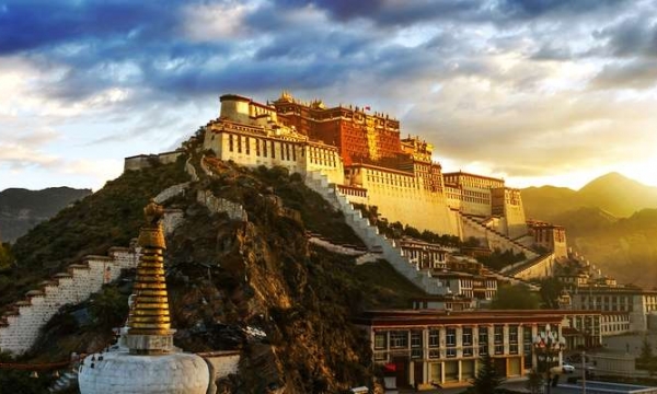 Trung Quốc ngưng cấp phép nhập cảnh 2 tháng với khách Quốc tế đến Tây Tạng