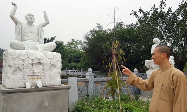 16 pho tượng La Hán trong chùa Khánh Long ở Hà Nội bị đập phá