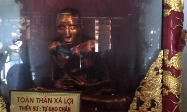 Thêm những lý giải về nhục thân của thiền sư chùa Đậu
