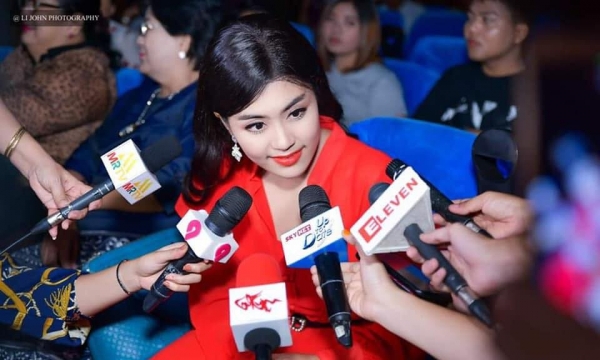 Nữ diễn viên, người mẫu, ca sĩ Soe pyae thazin (Myanmar) xuất gia