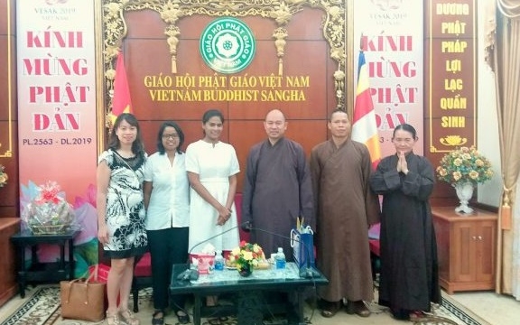 Đoàn Đại sứ quán Sri-Lanka đến thăm Trụ sở Giáo hội Phật giáo Việt Nam