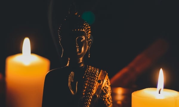 10 phẩm hạnh khi tham gia khóa thiền Vipassana