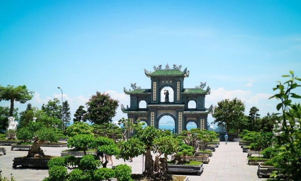 Chùa Linh Ứng: ngôi chùa đẹp nhất ở Đà Nẵng trên bán đảo Sơn Trà