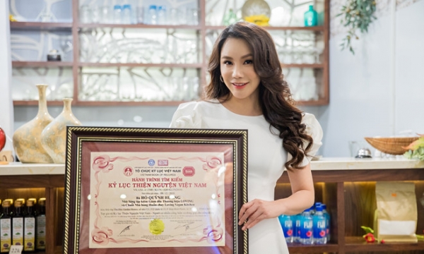 Nữ ca sĩ Hồ Quỳnh Hương mở chuỗi nhà hàng thuần chay tại Sài Gòn