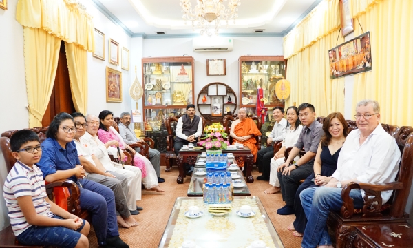 Tổng Lãnh sự Ấn Độ thăm chùa Phổ Minh