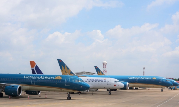 Các hãng hàng không Việt Nam phát tâm cứu trợ miền Trung