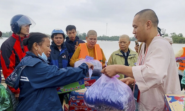 Ban Từ thiện xã hội GHPGVN tỉnh Bà Rịa - Vũng Tàu cứu trợ đồng bào miền Trung 1,8 tỷ đồng