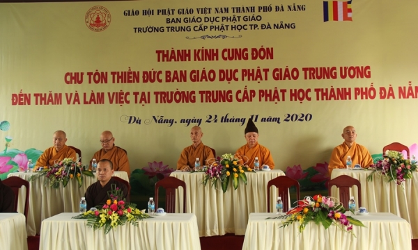 Ban Giáo dục Phật giáo TƯ GHPGVN thăm Trường Trung Cấp Phật Học Đà Nẵng