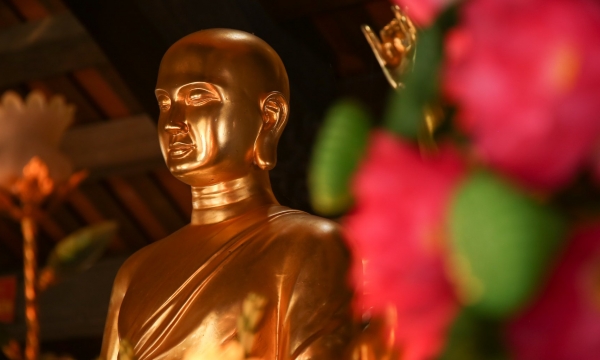 Khởi hành cung rước an vị Tôn tượng Phật hoàng Trần Nhân Tông