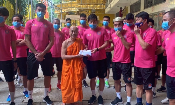 Sài Gòn FC thăm và tặng quà cơ sở từ thiện Chùa Kỳ Quang 2