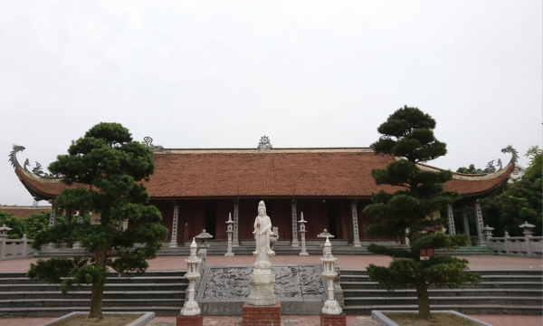 Trang nghiêm lễ giỗ Tổ chùa Linh Thông