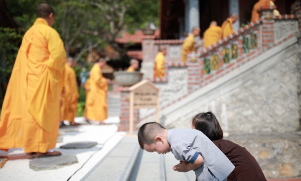 Ứng dụng lời Phật dạy trong việc giải quyết các mâu thuẫn xung đột giữa cá nhân gia đình xã hội
