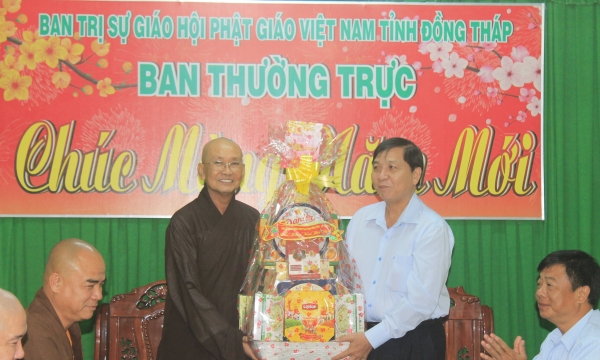 Thường trực Tỉnh ủy Đồng Tháp thăm và chúc Tết BTS Phật giáo tỉnh