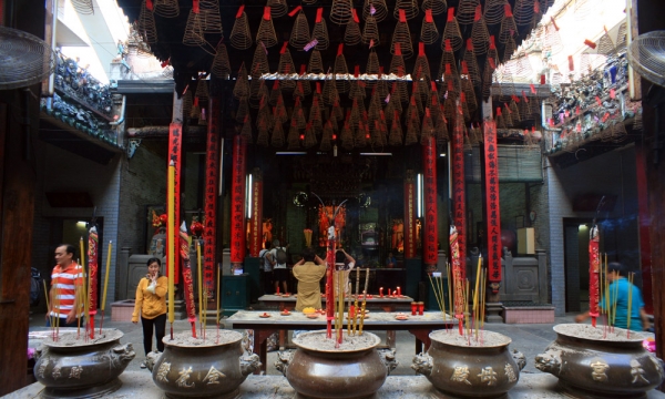 Chùa Bà Thiên Hậu – ngôi chùa đẹp nhất của người Hoa ở Sài Gòn