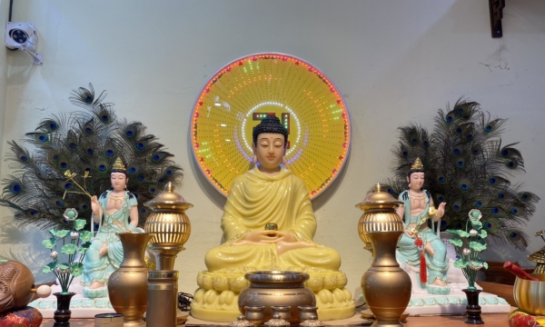 Cách thức trang thiết bàn Phật, lễ Phật
