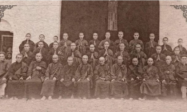 Khung ảnh vượt thời gian: Đại giới đàn năm 1939 tại Tùng Lâm Quán Sứ
