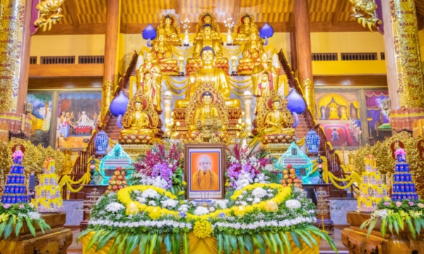 Chư Tăng Ni, Phật tử chùa Ba Vàng đồng hướng tâm tri ân tưởng niệm tới Đức Pháp Chủ Thích Phổ Tuệ