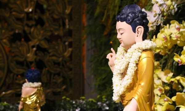 Đức Phật có phải là Chúa sáng thế hay không?