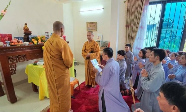 Hướng dẫn lập bàn thờ Phật tại gia để tăng trưởng tâm cung kính, biết ơn và sinh phước báu