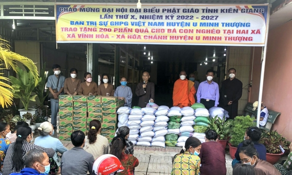 Kiên Giang: Phật giáo huyện U Minh Thượng tặng 200 phần quà chào mừng Đại hội Phật giáo tỉnh lần thứ X