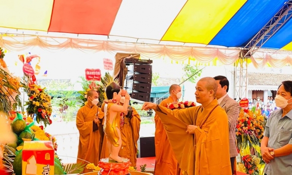 Ban Trị sự Phật giáo huyện Yên Mô trang nghiêm cử hành Đại lễ Phật đản